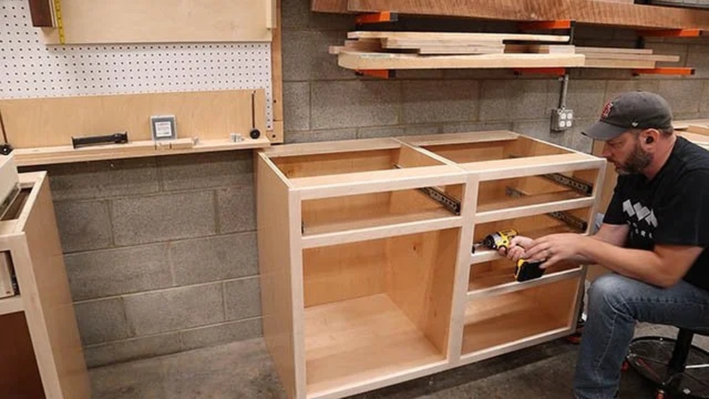 How Do I Build Kitchen Cabinets?